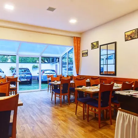 Hotel Adler Ceske Budejovice