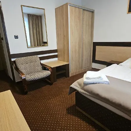 Adler Hotel